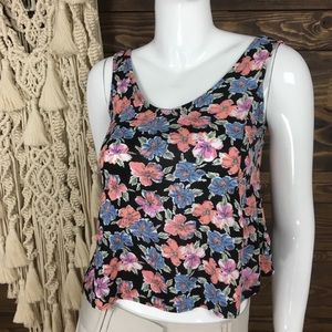 Peach Royal | Low Back‎ Floral Crop Tank Top